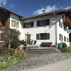 Apartment Haus Steinacher, Hopferau